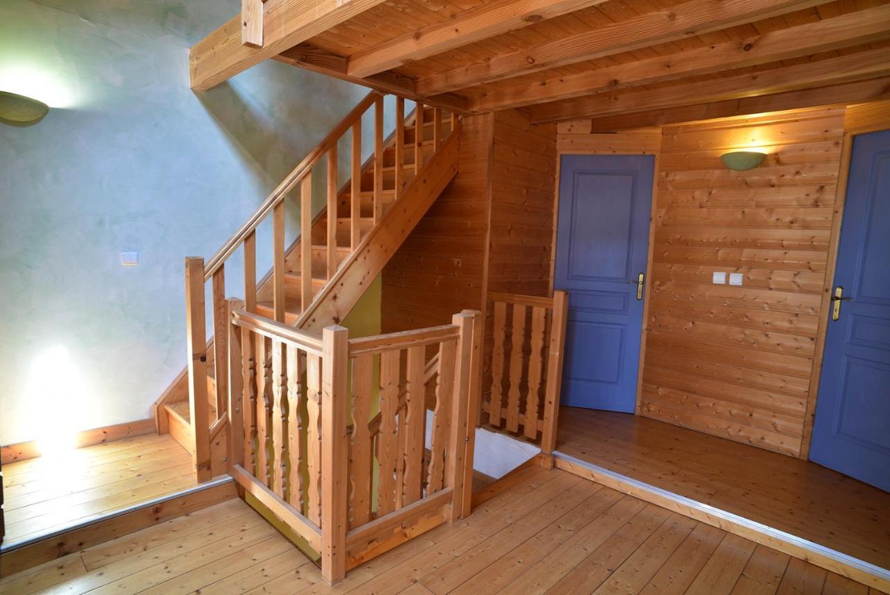 Gite Le Douglas, Vignoble Et Reculees Du Jura - Avec Sauna Lavigny Dış mekan fotoğraf