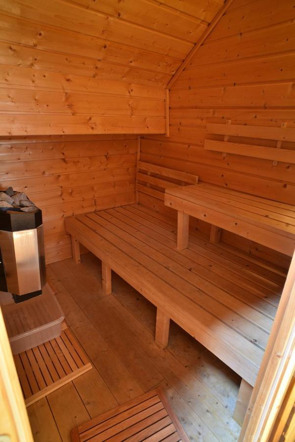 Gite Le Douglas, Vignoble Et Reculees Du Jura - Avec Sauna Lavigny Dış mekan fotoğraf