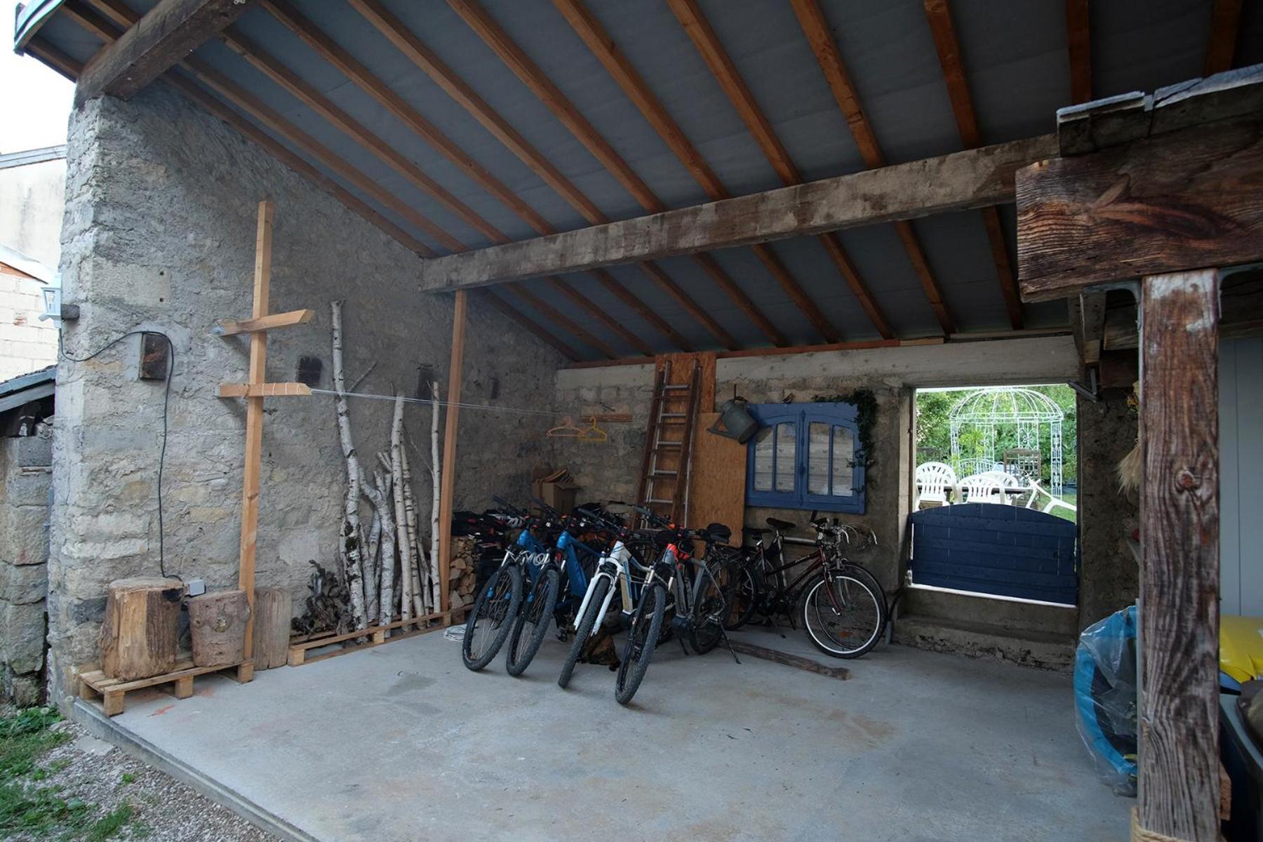 Gite Le Douglas, Vignoble Et Reculees Du Jura - Avec Sauna Lavigny Dış mekan fotoğraf
